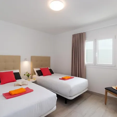 Mercedes Luz By 빌라 *